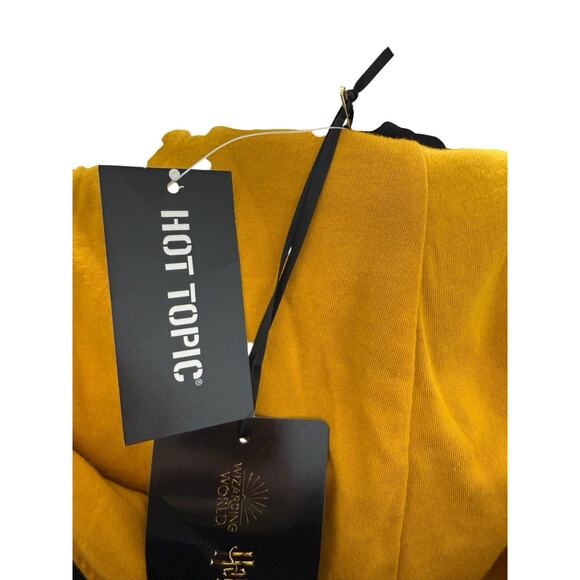 Harry Potter HUFFLEPUFF Wizard World Zip Up Hoodie Robe Hot Topic Small NWT - Picture 8 of 10